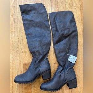 Pauli’s Knee-high Boots